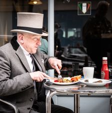 17 A gentlemans breakfast, London 2014